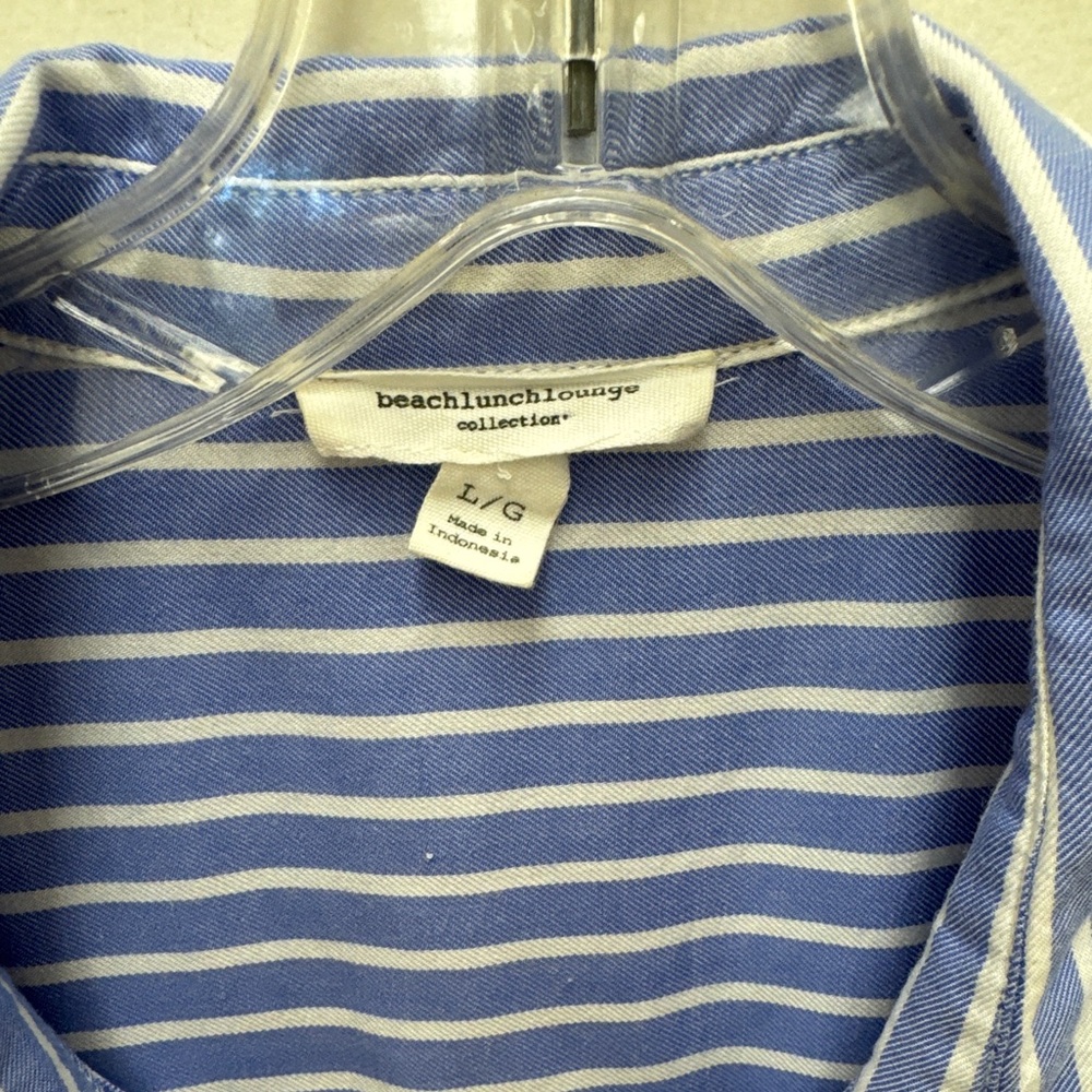 beachlunchlounge Blue and White Striped Button Up Shirt Size L Preppy Coastal - Picture 3 of 5
